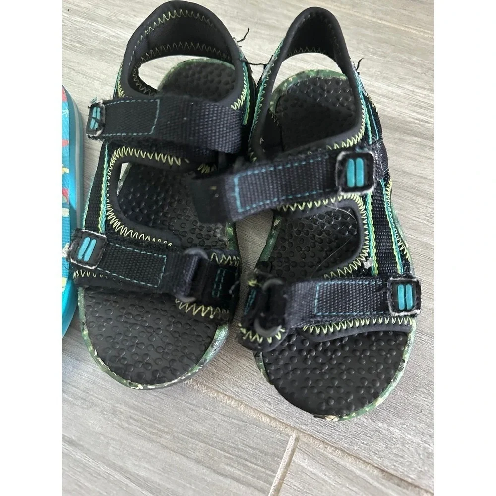 Cat & Jack Wonder Nation Sandals Kids 9-10 Blue Black Good Bundle Strappy Flip